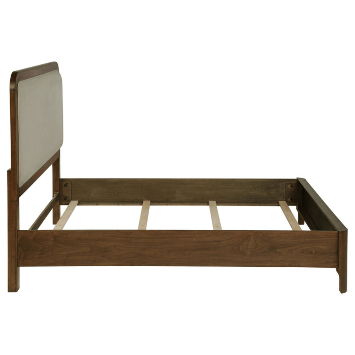 Maderia California King, E.King, & Queen Bed - Visions in Furniture (La Mirada, CA)