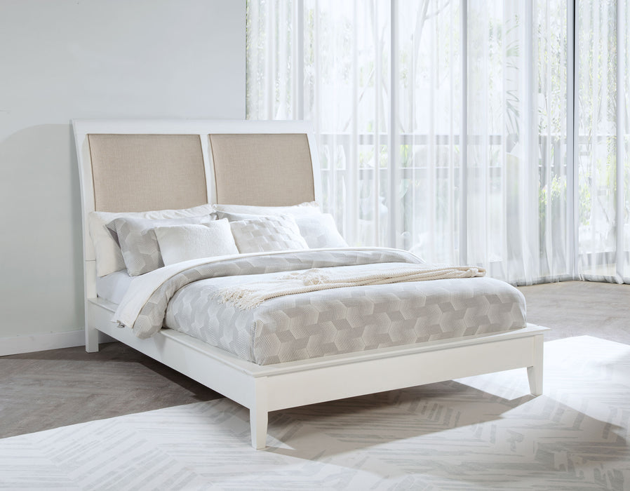 Bexhill California King, E.King, Queen Bed - Visions in Furniture (La Mirada, CA)