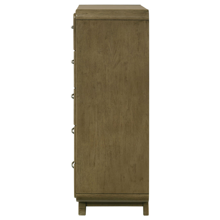 Amsbury Chest - Visions in Furniture (La Mirada, CA)
