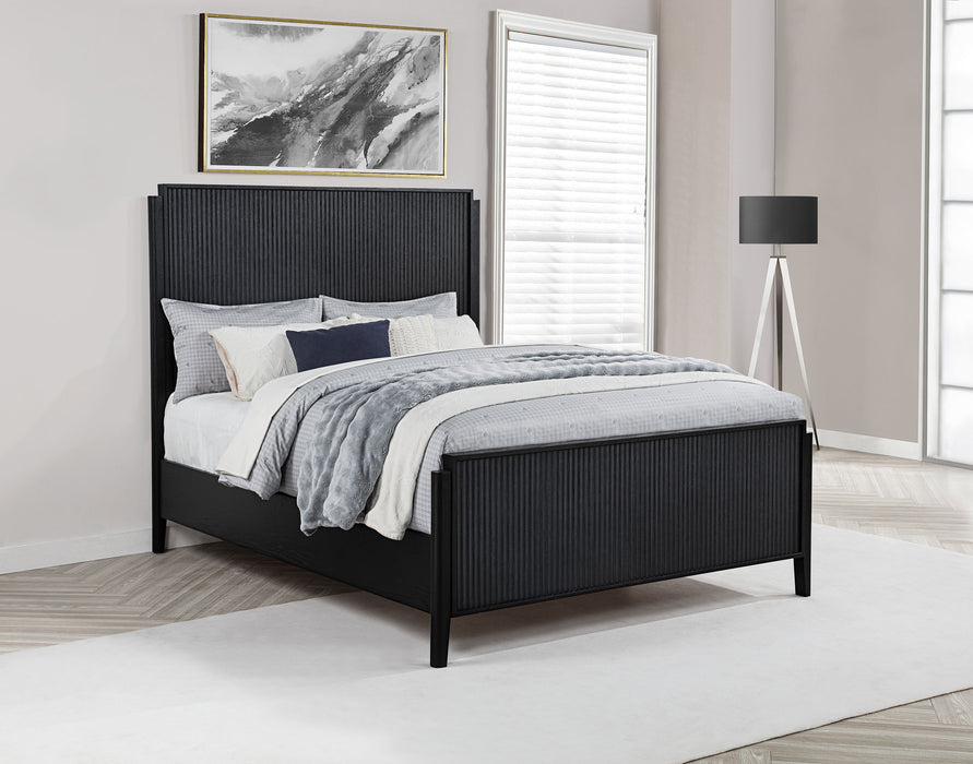 Brookmead California King, Eastren King, & Queen Bed - Visions in Furniture (La Mirada, CA)
