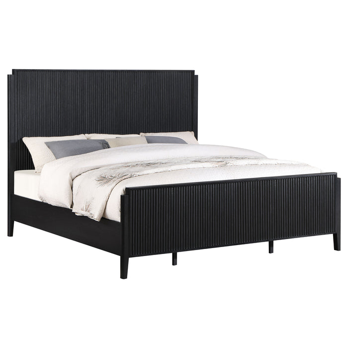 Brookmead Queen Bed - Visions in Furniture (La Mirada, CA)
