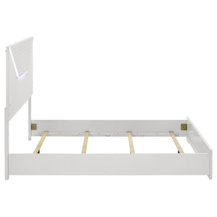 Ives Eastern King & Queen Bed - Visions in Furniture (La Mirada, CA)