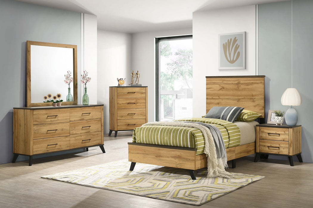Kaywood Eastern King, Queen, Twin, & Full Bed - Visions in Furniture (La Mirada, CA)