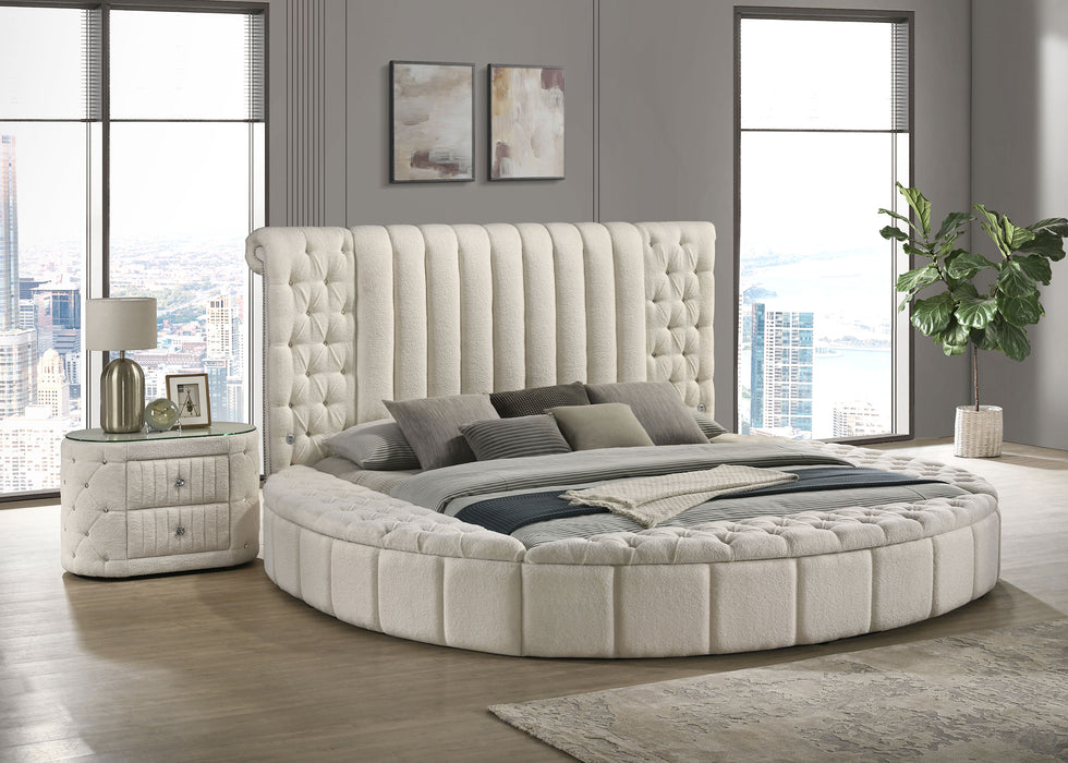 Sonya Eastern King & Queen Bed - Visions in Furniture (La Mirada, CA)