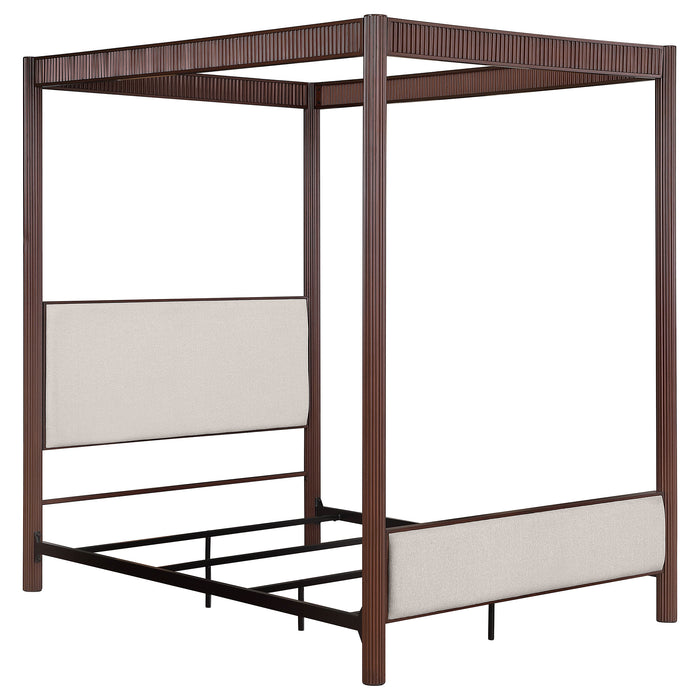 Zimmerlee Eastern King & Queen Bed - Visions in Furniture (La Mirada, CA)