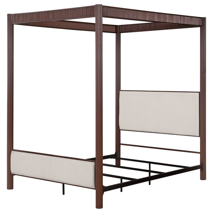 Zimmerlee Eastern King & Queen Bed - Visions in Furniture (La Mirada, CA)