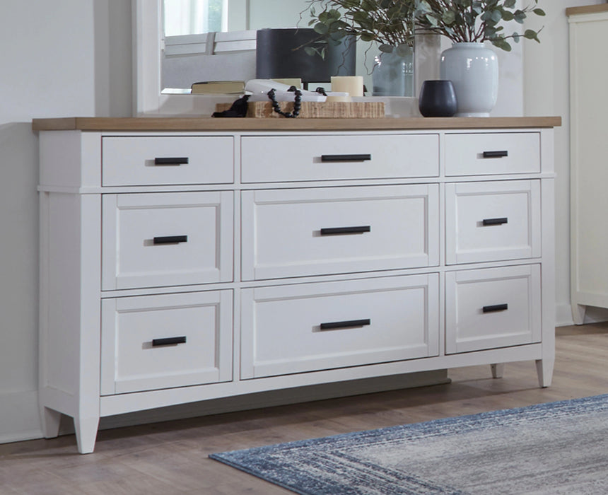 Parker House Americana Modern Bedroom Queen Platform Bed 2 Nightstands Dresser with Mirror and Chest