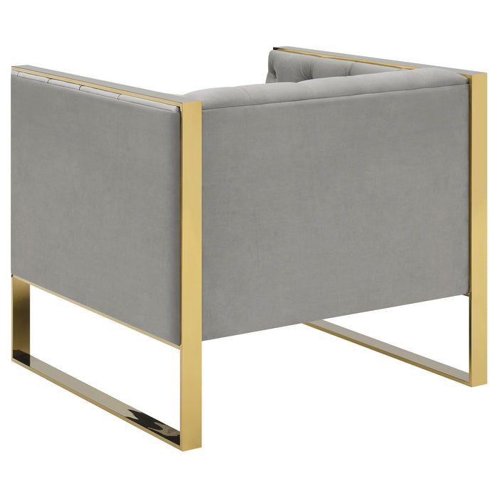Eastbrook Stationary Sets - Visions in Furniture (La Mirada, CA)