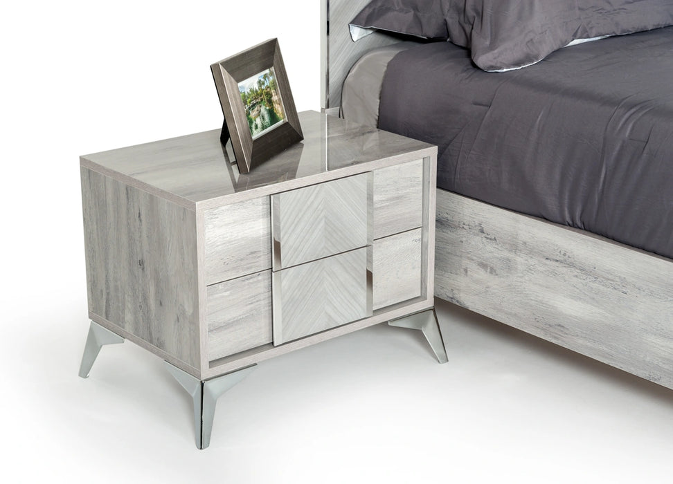 Alexa Italian Modern Grey 4-Piece Bedroom Set