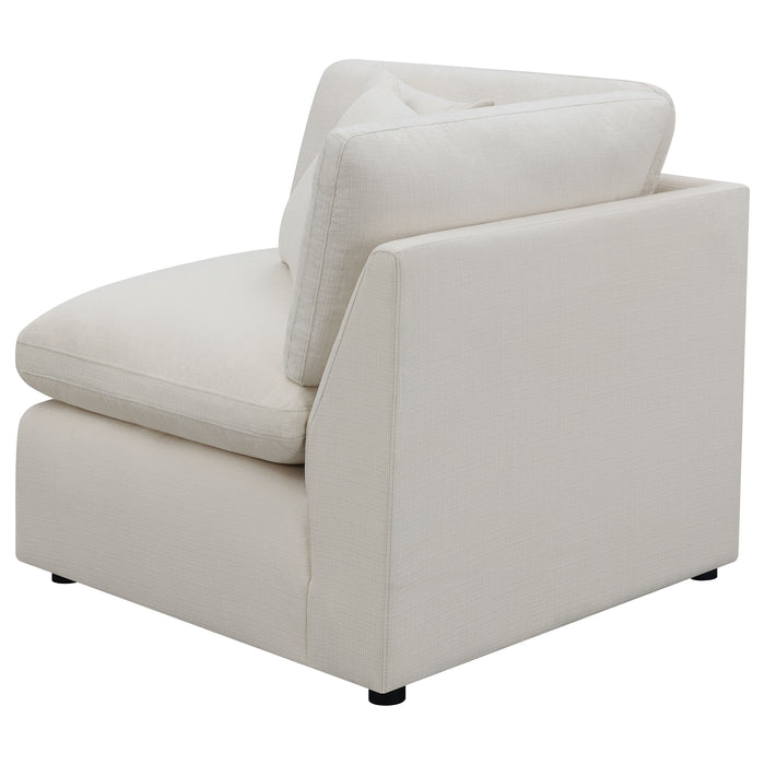 Hobson Sectionals - Visions in Furniture (La Mirada, CA)