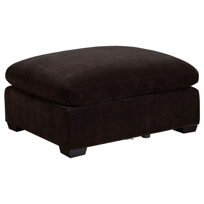 Lakeview Sectionals - Visions in Furniture (La Mirada, CA)