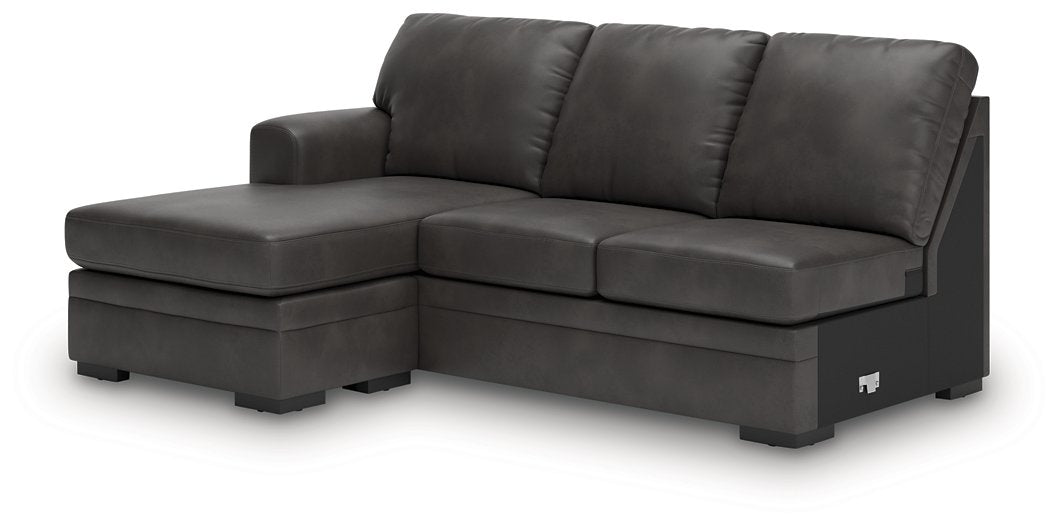 Lofton-Pike Sectional with Chaise - Visions in Furniture (La Mirada, CA)
