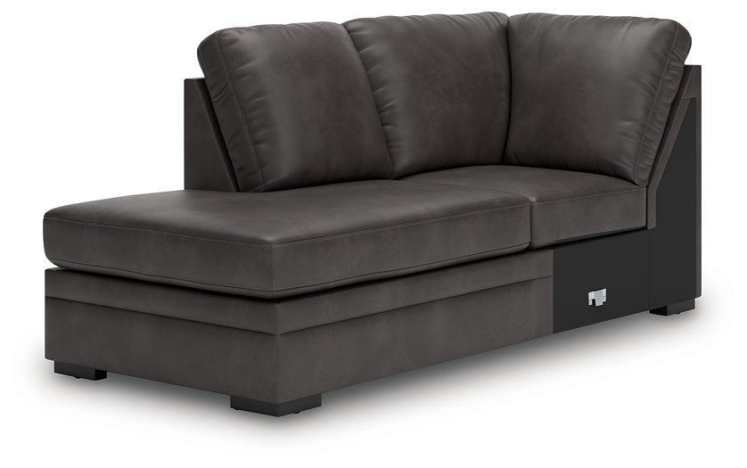 Lofton-Pike Sectional with Chaise - Visions in Furniture (La Mirada, CA)