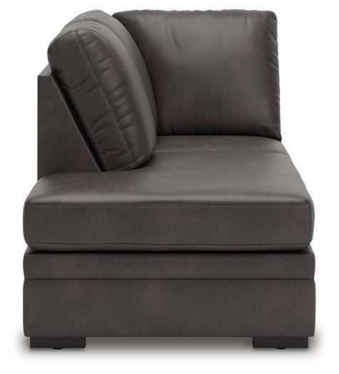 Lofton-Pike Sectional with Chaise - Visions in Furniture (La Mirada, CA)