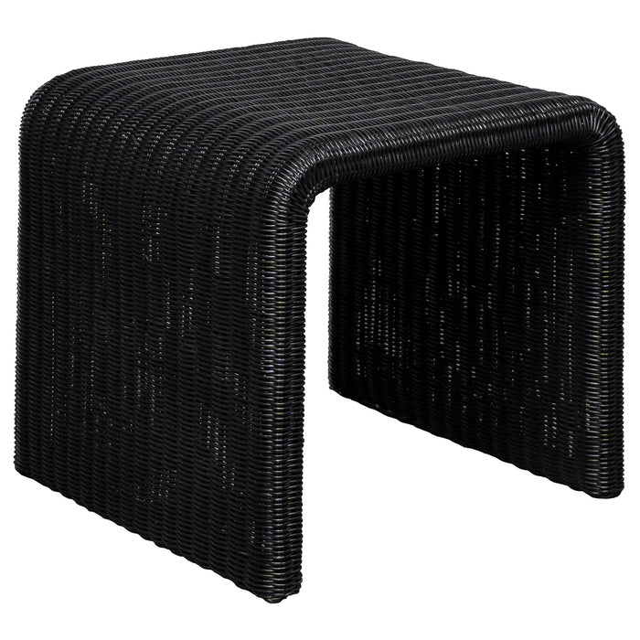 Cahya Sets Black - Visions in Furniture (La Mirada, CA)