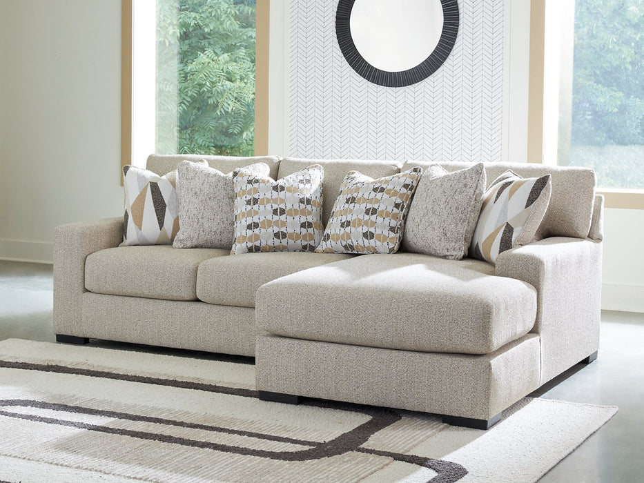 Laurelgrove Sectional Sofa Chaise - Visions in Furniture (La Mirada, CA)