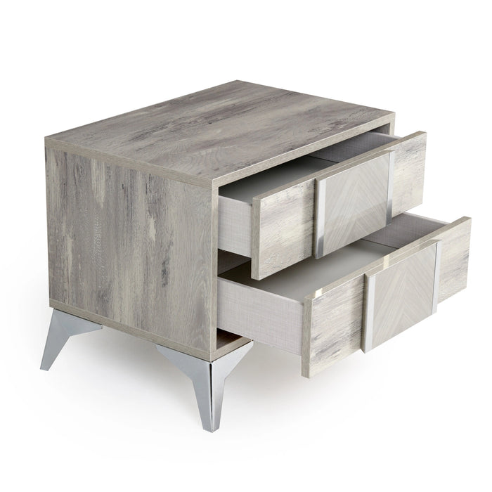 Nova Domus Alexa Italian Modern Nightstand