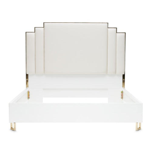 AICO Furniture Palm Gate King Platform Bed in Cloud White - Visions in Furniture (La Mirada, CA)