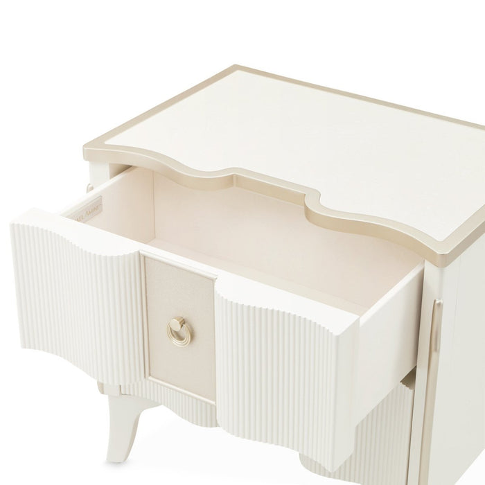 AICO Furniture La Marisia Nightstand in Creamy Pearl - Visions in Furniture (La Mirada, CA)