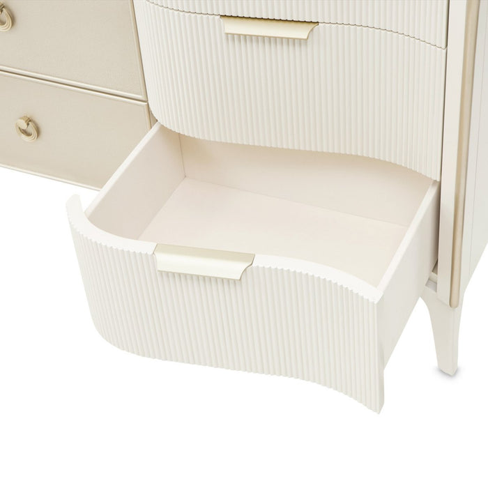 AICO Furniture La Marisia Dresser in Creamy Pearl - Visions in Furniture (La Mirada, CA)
