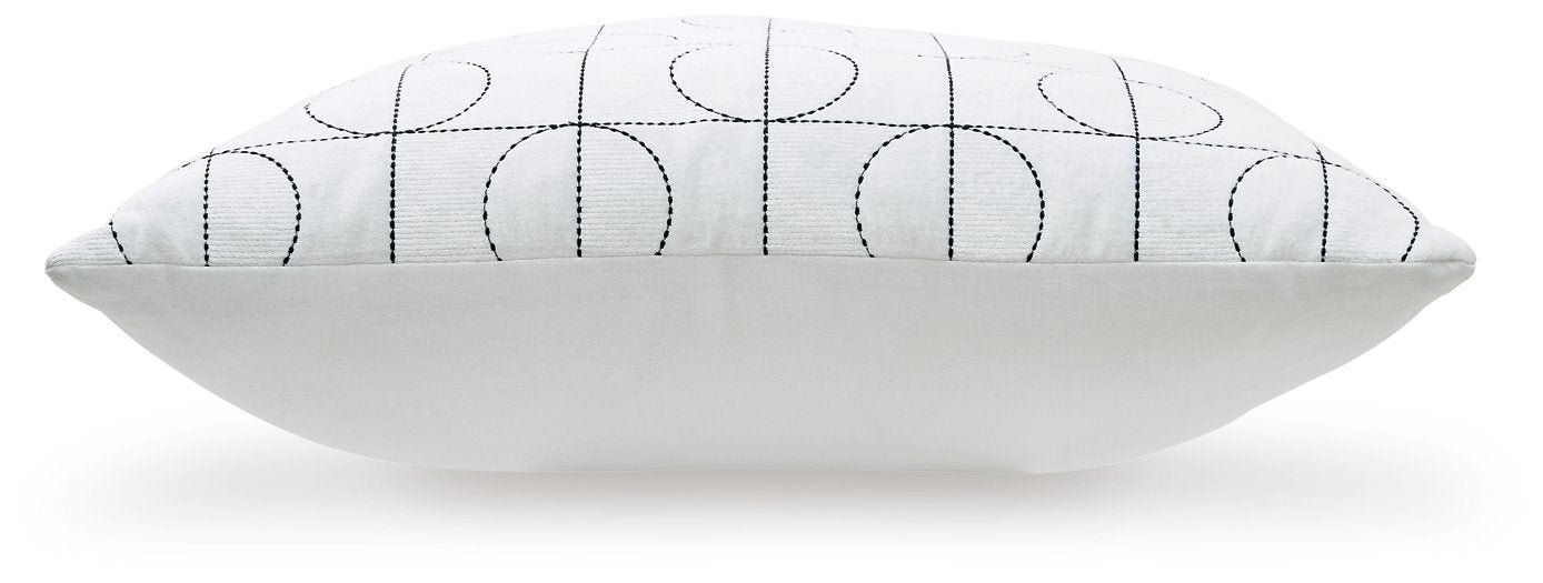 Kydner Pillow (Set of 4) - Visions in Furniture (La Mirada, CA)
