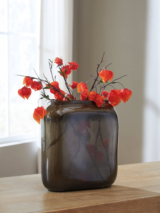 Sumner Vase - Visions in Furniture (La Mirada, CA)