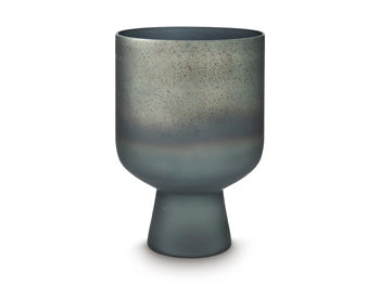 Pennmore Vase - Visions in Furniture (La Mirada, CA)