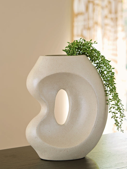 Odion Vase - Visions in Furniture (La Mirada, CA)