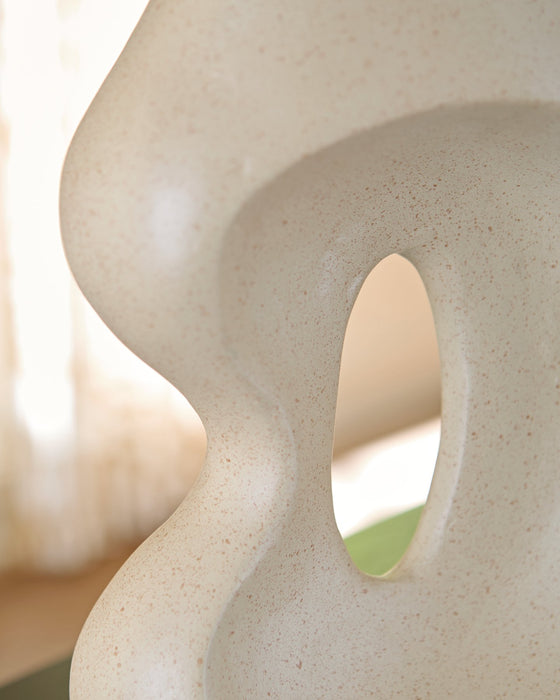 Odion Vase - Visions in Furniture (La Mirada, CA)