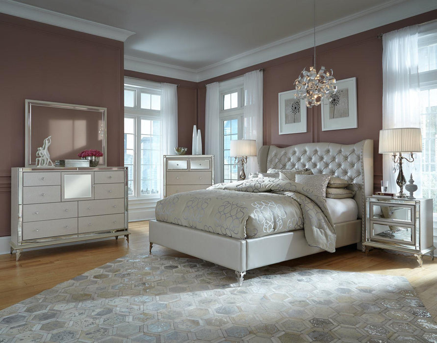 Hollywood Loft Rectangular Dresser Mirror in Frost - Visions in Furniture (La Mirada, CA)