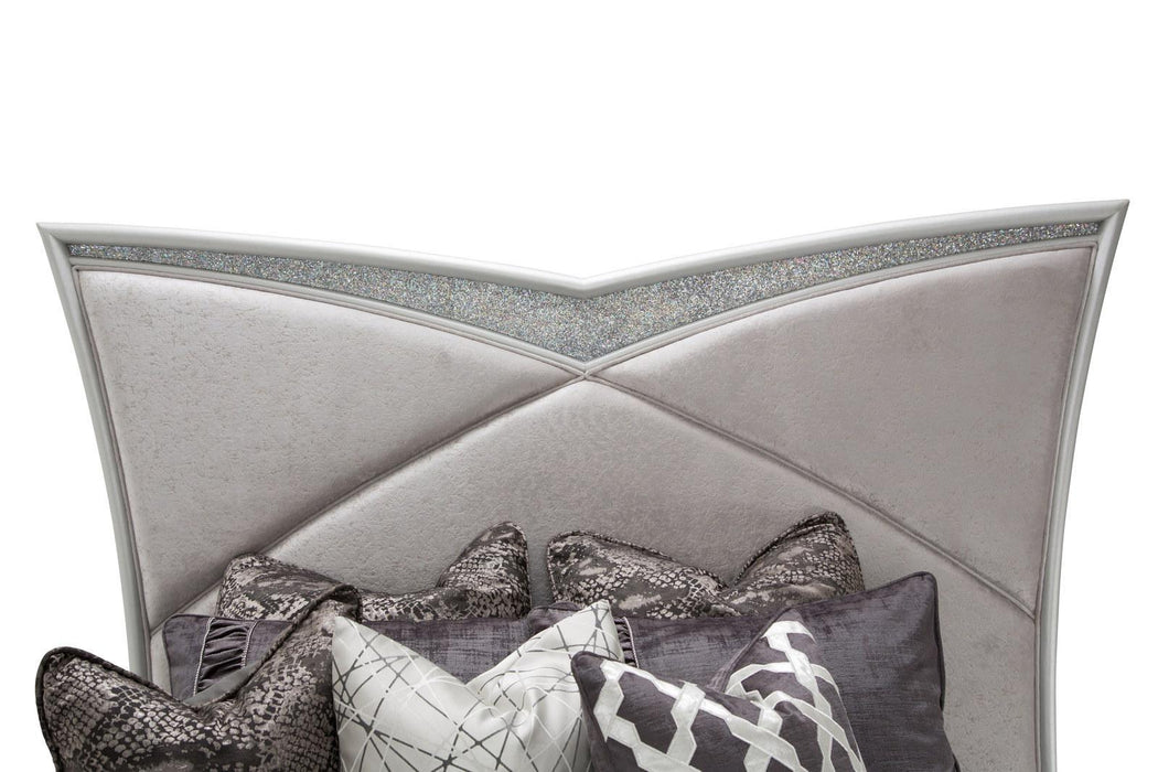 Melrose Plaza Queen Upholstered Bed in Dove 9019000QN-118 - Visions in Furniture (La Mirada, CA)