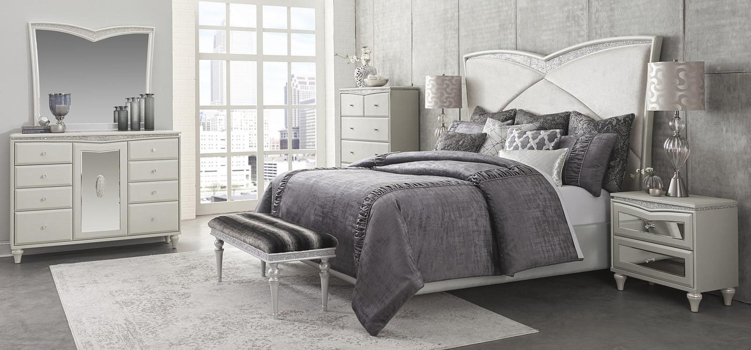 Melrose Plaza Queen Upholstered Bed in Dove 9019000QN-118 - Visions in Furniture (La Mirada, CA)