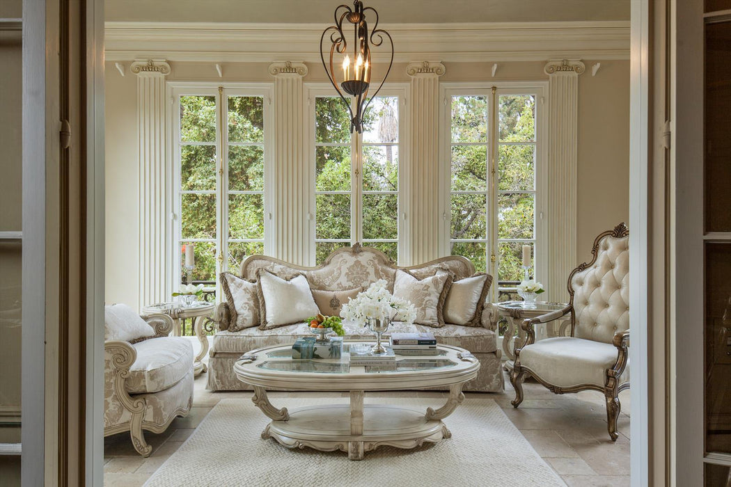 Platine de Royale Oval Cocktail Table in Champagne - Visions in Furniture (La Mirada, CA)