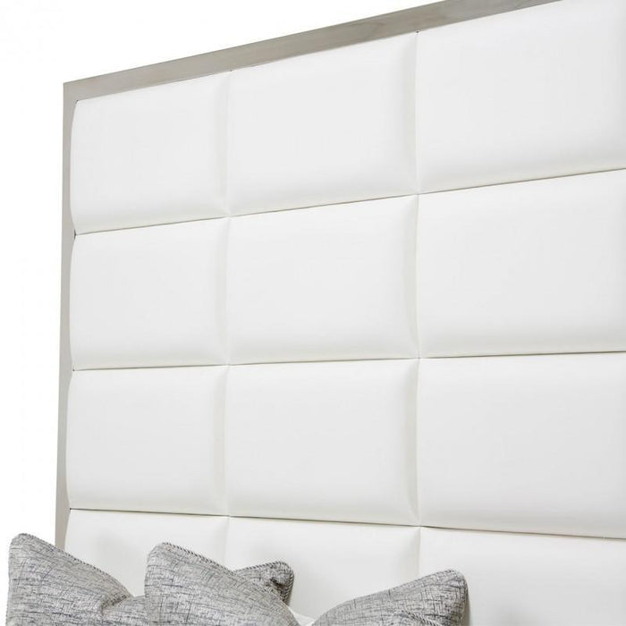 State St Metal Cal King Panel Bed in Glossy White - Visions in Furniture (La Mirada, CA)