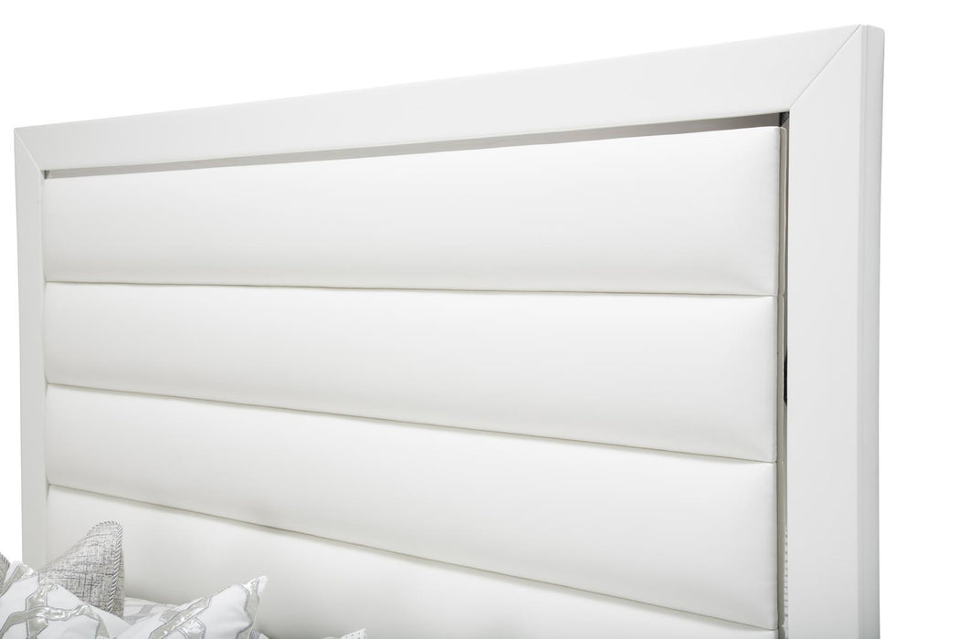 State St Queen Upholstered Panel Bed in Glossy White - Visions in Furniture (La Mirada, CA)
