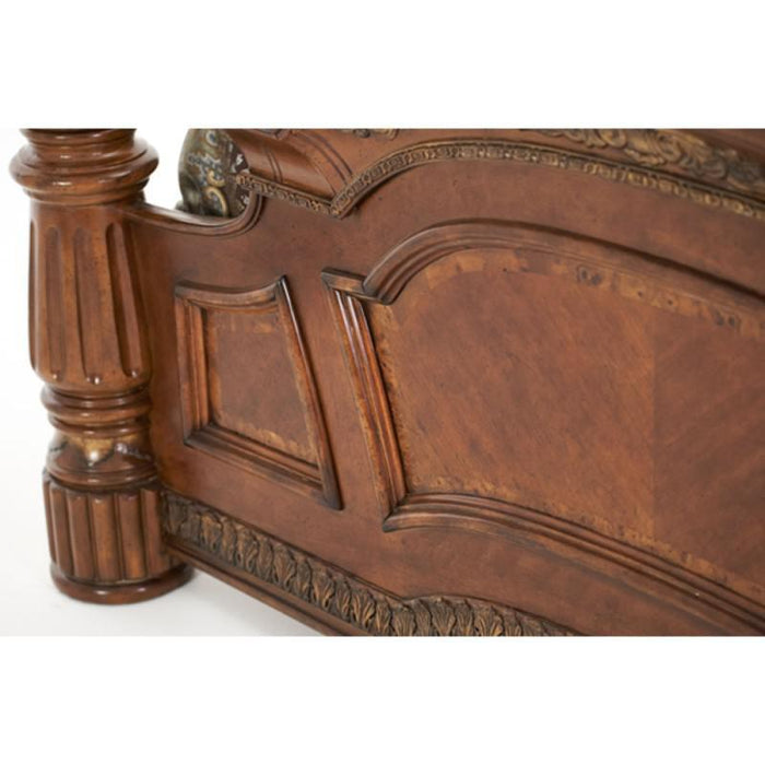Villa Valencia California King Poster Bed in Chestnut - Visions in Furniture (La Mirada, CA)