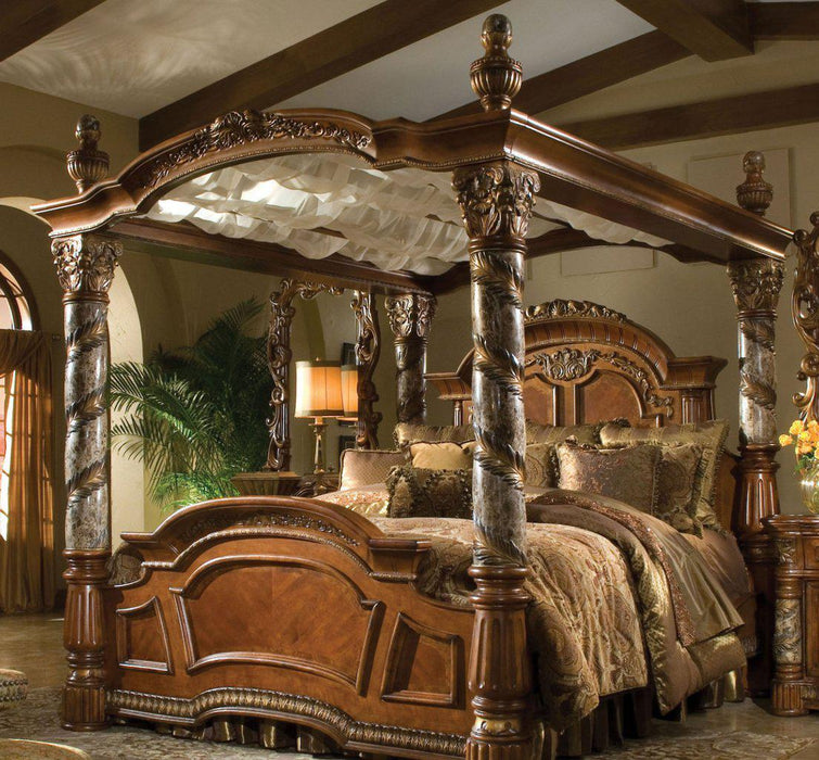 Villa Valencia King Poster Bed with Canopy in Chestnut - Visions in Furniture (La Mirada, CA)