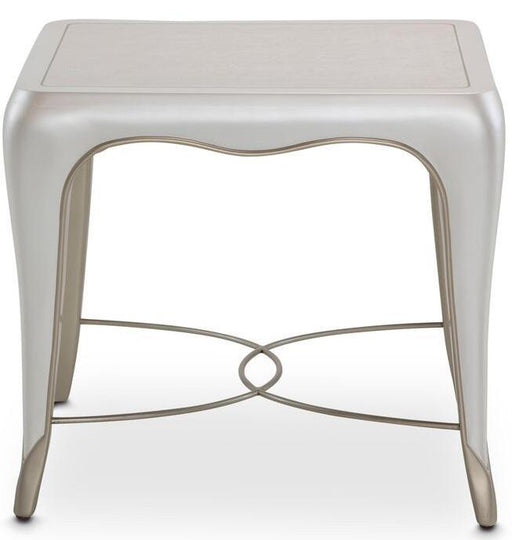 Furniture London Place End Table in Creamy Pearl - Visions in Furniture (La Mirada, CA)