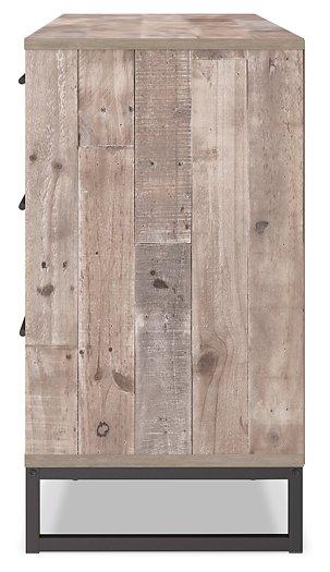 Neilsville Dresser - Visions in Furniture (La Mirada, CA)