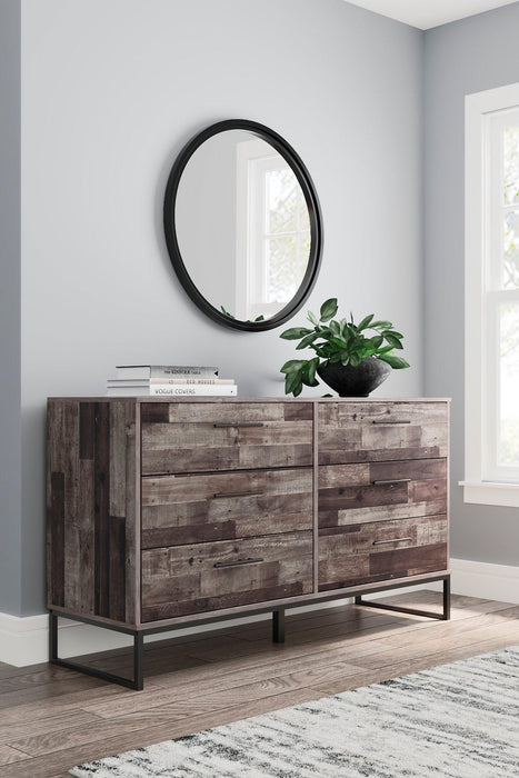 Neilsville Dresser - Visions in Furniture (La Mirada, CA)