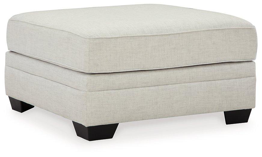 Huntsworth Living Room Set - Visions in Furniture (La Mirada, CA)