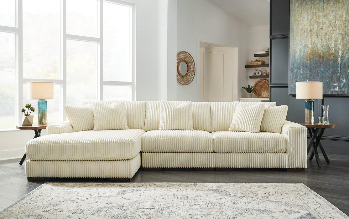 Lindyn Sectional with Chaise - Visions in Furniture (La Mirada, CA)