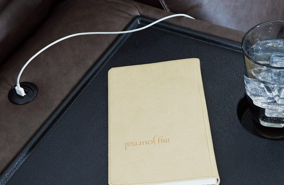 Lavenhorne Living Room Set - Visions in Furniture (La Mirada, CA)