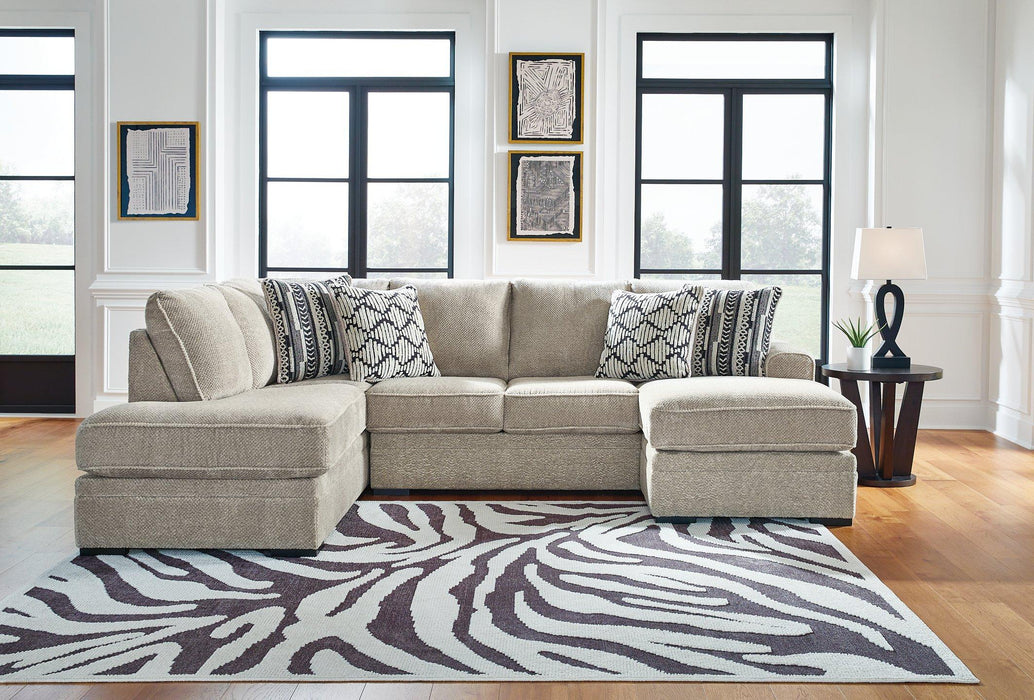 Calnita Sectional with Chaise - Visions in Furniture (La Mirada, CA)