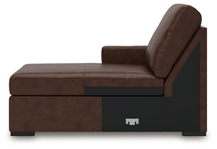 McDowlan Sectional with Chaise - Visions in Furniture (La Mirada, CA)
