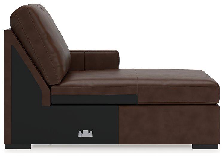 McDowlan Sectional with Chaise - Visions in Furniture (La Mirada, CA)