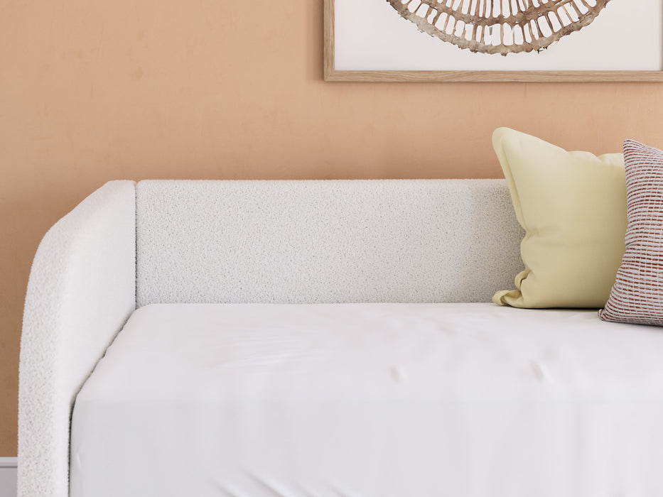 Arloster Upholstered Bed - Visions in Furniture (La Mirada, CA)