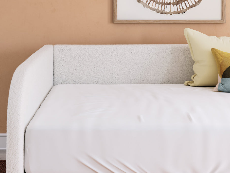 Arloster Upholstered Bed - Visions in Furniture (La Mirada, CA)