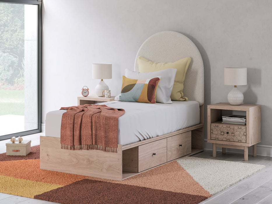 Arloster Upholstered Bed - Visions in Furniture (La Mirada, CA)