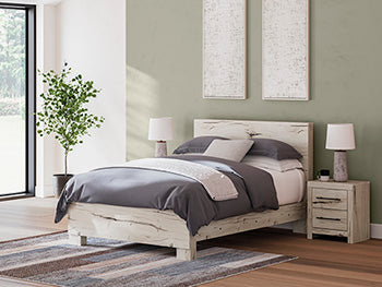 Lawroy Bed - Visions in Furniture (La Mirada, CA)